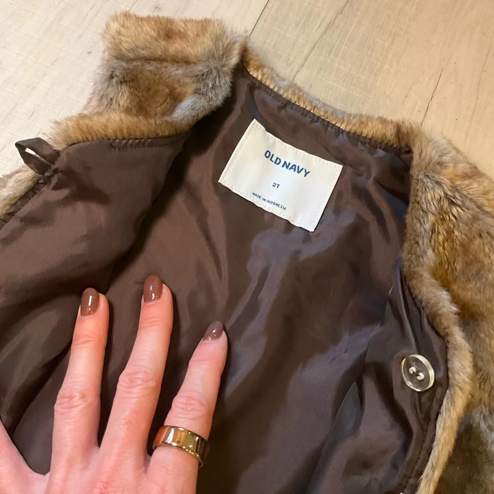 Old Navy‎ Brown Faux Fur Vest Size 2T